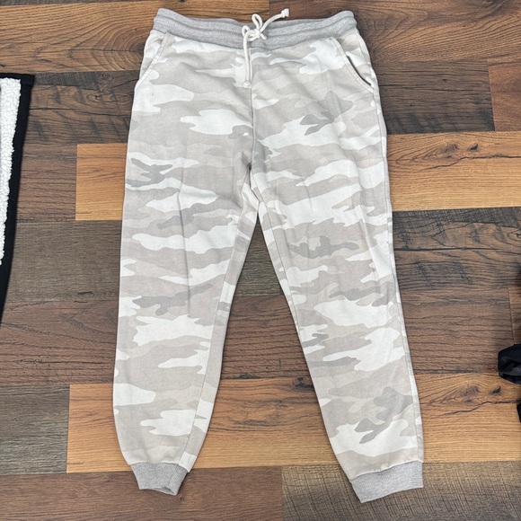American Eagle Outfitters Pants - American Eagle Outfitters Joggers